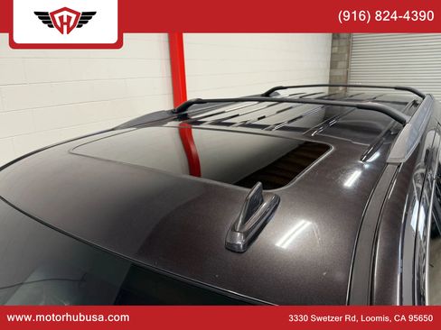 Used 2017 Chevrolet Tahoe LT image 18