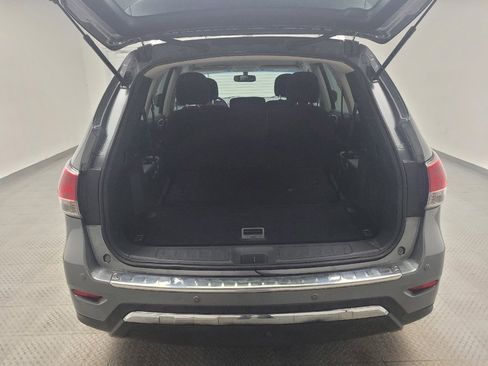 Used 2015 Nissan Pathfinder SV w/ Cargo Package image 29