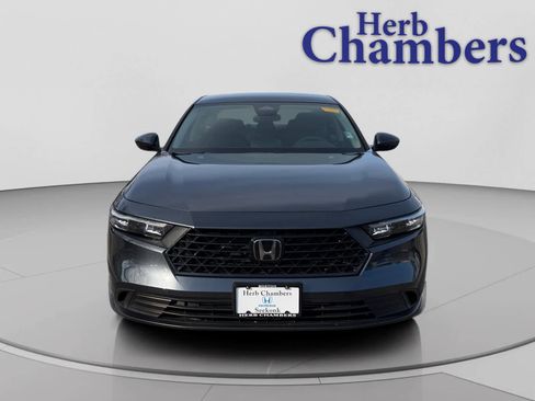 Used 2023 Honda Accord LX image 2