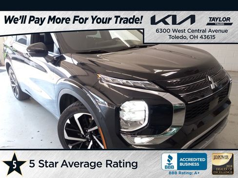 Used 2024 Mitsubishi Outlander SE FWD image 1