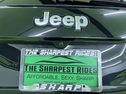 Used 2020 Jeep Grand Cherokee Summit AWD/4WD image 13