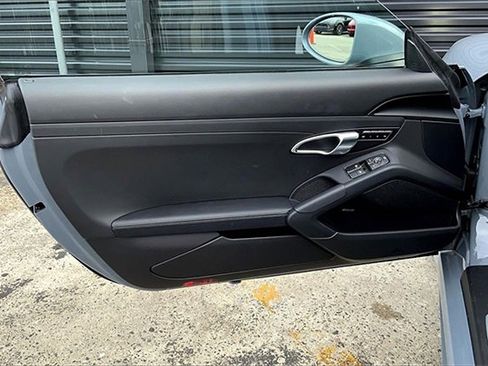 New 2025 Porsche 718 Cayman S image 25