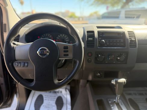 Used 2007 Nissan Frontier SE w/ Power Pkg AWD/4WD image 27