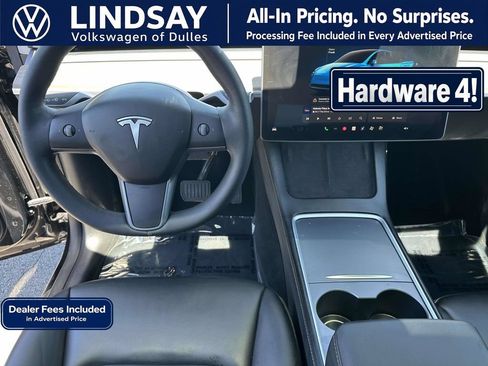 Used 2024 Tesla Model Y Long Range AWD/4WD image 5