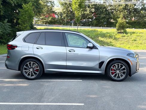 Used 2026 BMW X5 xDrive50e w/ M Sport Package AWD/4WD image 7