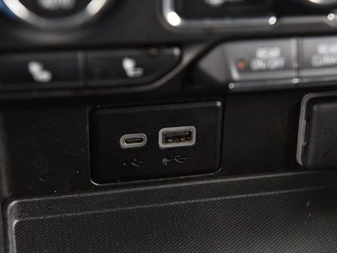 Used 2024 Chevrolet Tahoe LT image 17