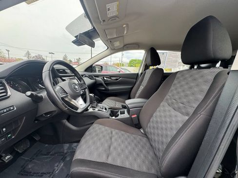 Used 2022 Nissan Rogue Sport SV AWD/4WD image 24