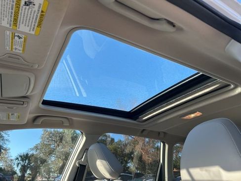 Used 2019 Subaru Forester Limited image 14