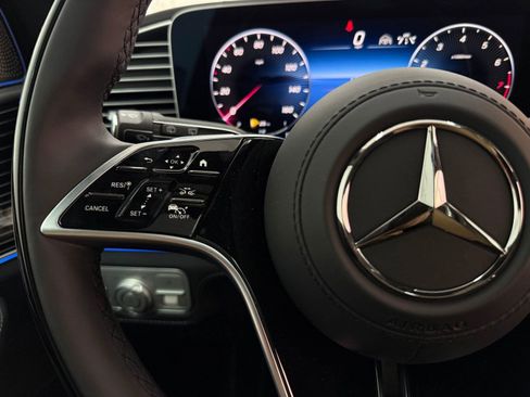 New 2026 Mercedes-Benz Maybach GLS 600 4MATIC image 15