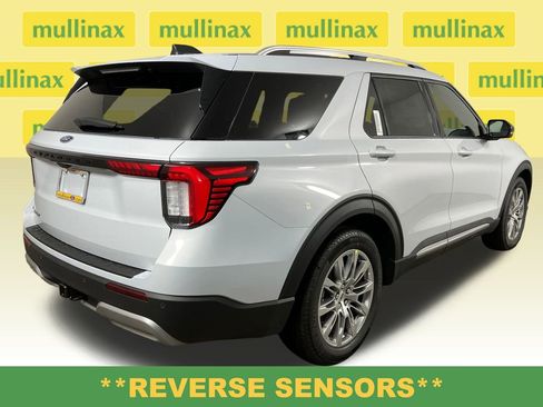 New 2026 Ford Explorer Platinum image 4