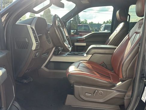 Used 2020 Ford F250 King Ranch w/ King Ranch Ultimate Package AWD/4WD image 23
