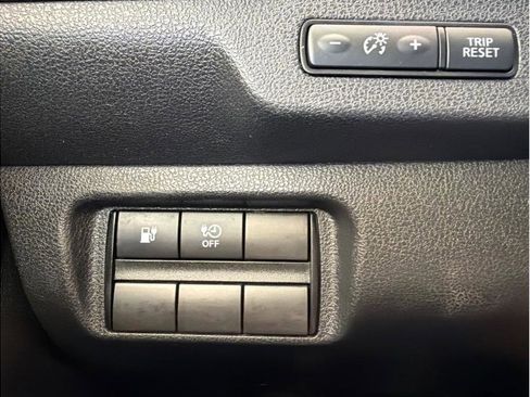 Used 2018 Nissan Leaf S w/ S Charge Package FWD image 27