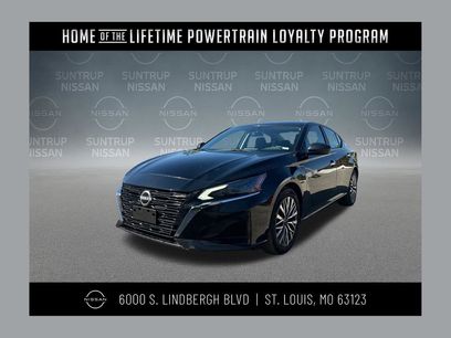 Used 2025 Nissan Altima 2.5 SV
