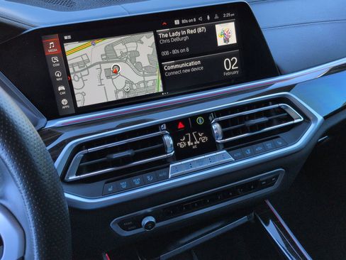 Certified 2023 BMW X5 xDrive40i w/ M Sport Package image 31