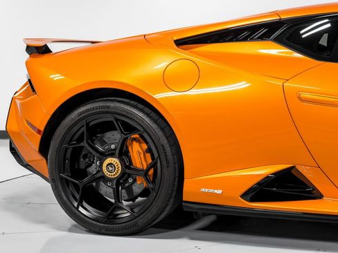 Used 2023 Lamborghini Huracan Tecnica RWD image 47