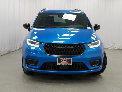 New 2026 Chrysler Pacifica Select image 7