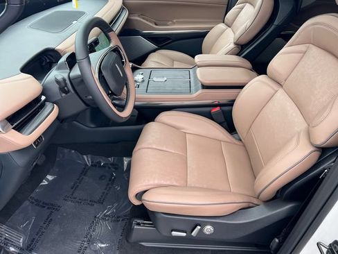 New 2027 Lincoln Navigator L Black Label AWD/4WD image 9