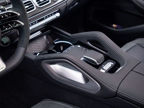 New 2026 Mercedes-Benz GLE 53 AMG 4MATIC Coupe image 12