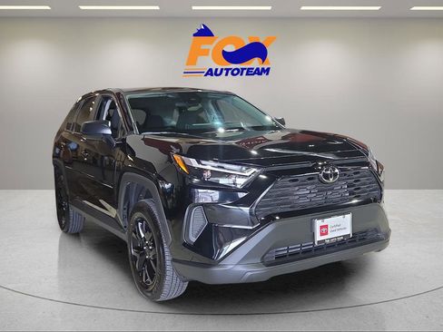 Certified 2025 Toyota RAV4 LE image 4