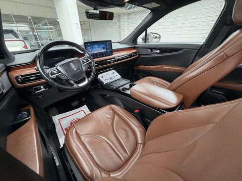 Used 2023 Lincoln Nautilus Reserve FWD image 29
