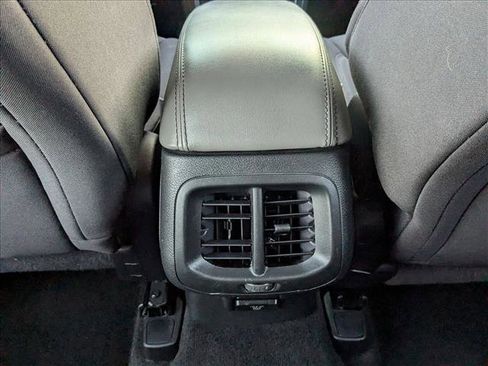 Used 2014 Jeep Cherokee Latitude image 17