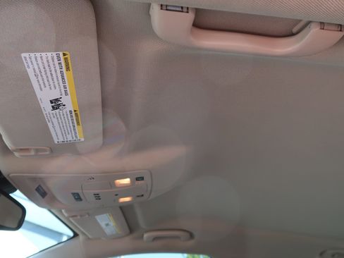 Used 2015 Chevrolet Malibu LT w/ Power Convenience Package image 17