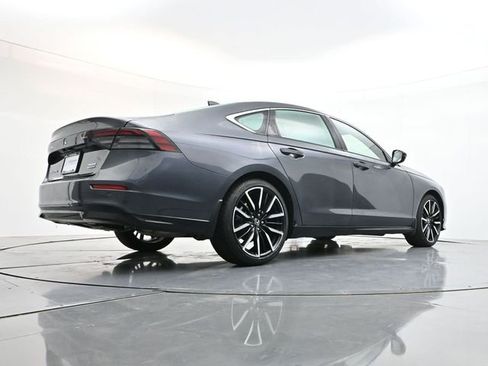 Used 2023 Honda Accord Touring image 44