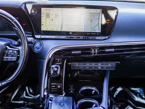 Used 2022 Toyota Mirai XLE image 13