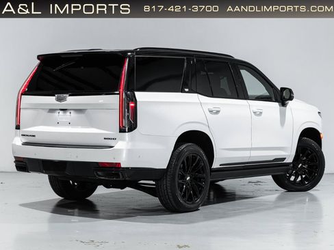 Used 2022 Cadillac Escalade Sport Platinum w/ Heavy-Duty Trailer Package AWD/4WD image 7