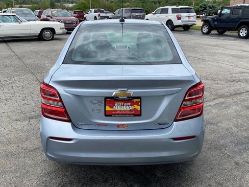 Used 2017 Chevrolet Sonic Premier FWD image 5