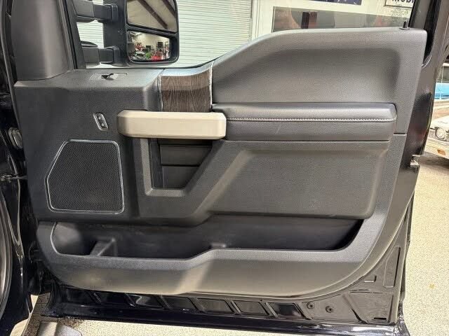 Used 2020 Ford F350 Lariat w/ Lariat Ultimate Package AWD/4WD image 40