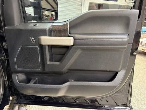 Used 2020 Ford F350 Lariat w/ Lariat Ultimate Package AWD/4WD image 40