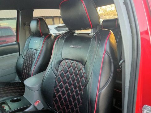 Used 2007 Toyota Tacoma PreRunner image 15