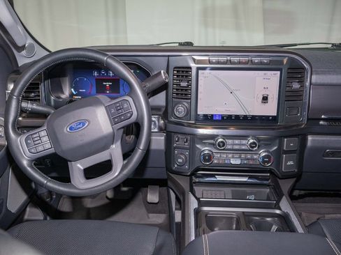 Used 2023 Ford F250 Lariat w/ Lariat Ultimate Package AWD/4WD image 16