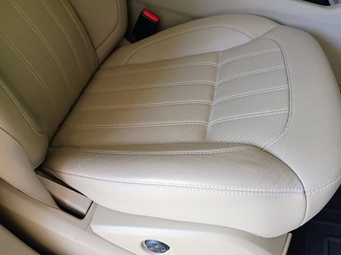 Used 2015 Mercedes-Benz GL 450 4MATIC image 52