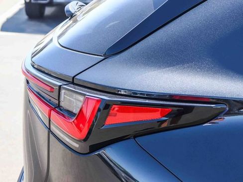 Certified 2025 Lexus NX 250 FWD w/ Accessory Package (2T) image 8
