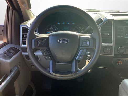 Used 2016 Ford F150 XLT w/ XTR Package image 9