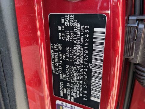 Certified 2023 Kia Sorento SX image 39