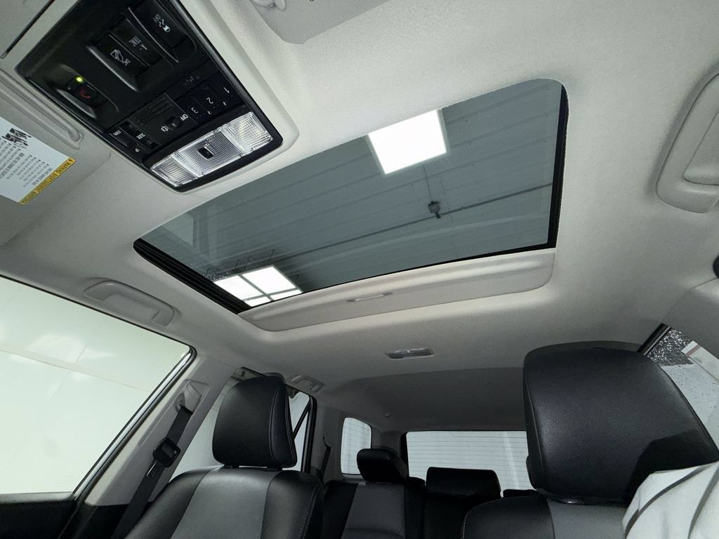 Certified 2023 Toyota 4Runner SR5 Premium w/ Moonroof Package AWD/4WD image 13