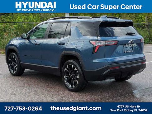 Used 2025 Chevrolet Equinox RS w/ Safety and Technology Package FWD image 3