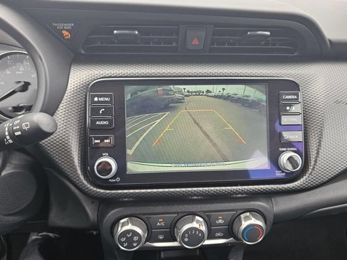 Used 2024 Nissan Kicks SV FWD image 19