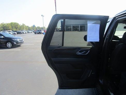 Used 2022 Chevrolet Tahoe Z71 image 19