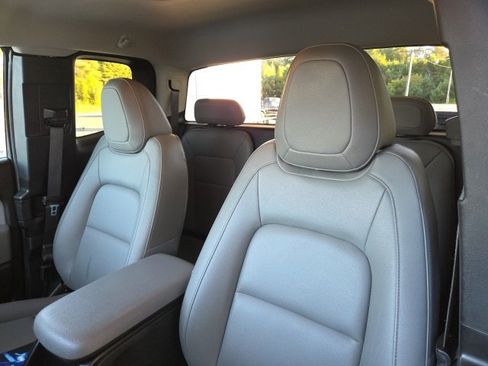 Used 2019 Chevrolet Colorado W/T image 16