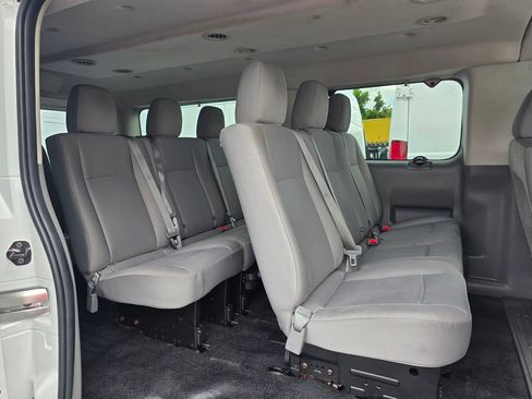 Used 2018 Nissan NV 3500 S RWD image 12