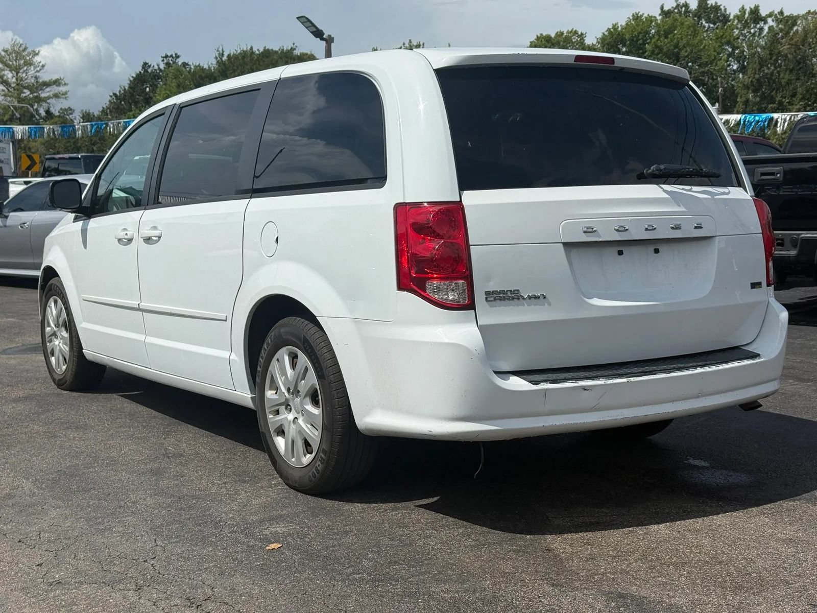 Used 2016 Dodge Grand Caravan SE w/ Quick Order Package 29E SE FWD image 8