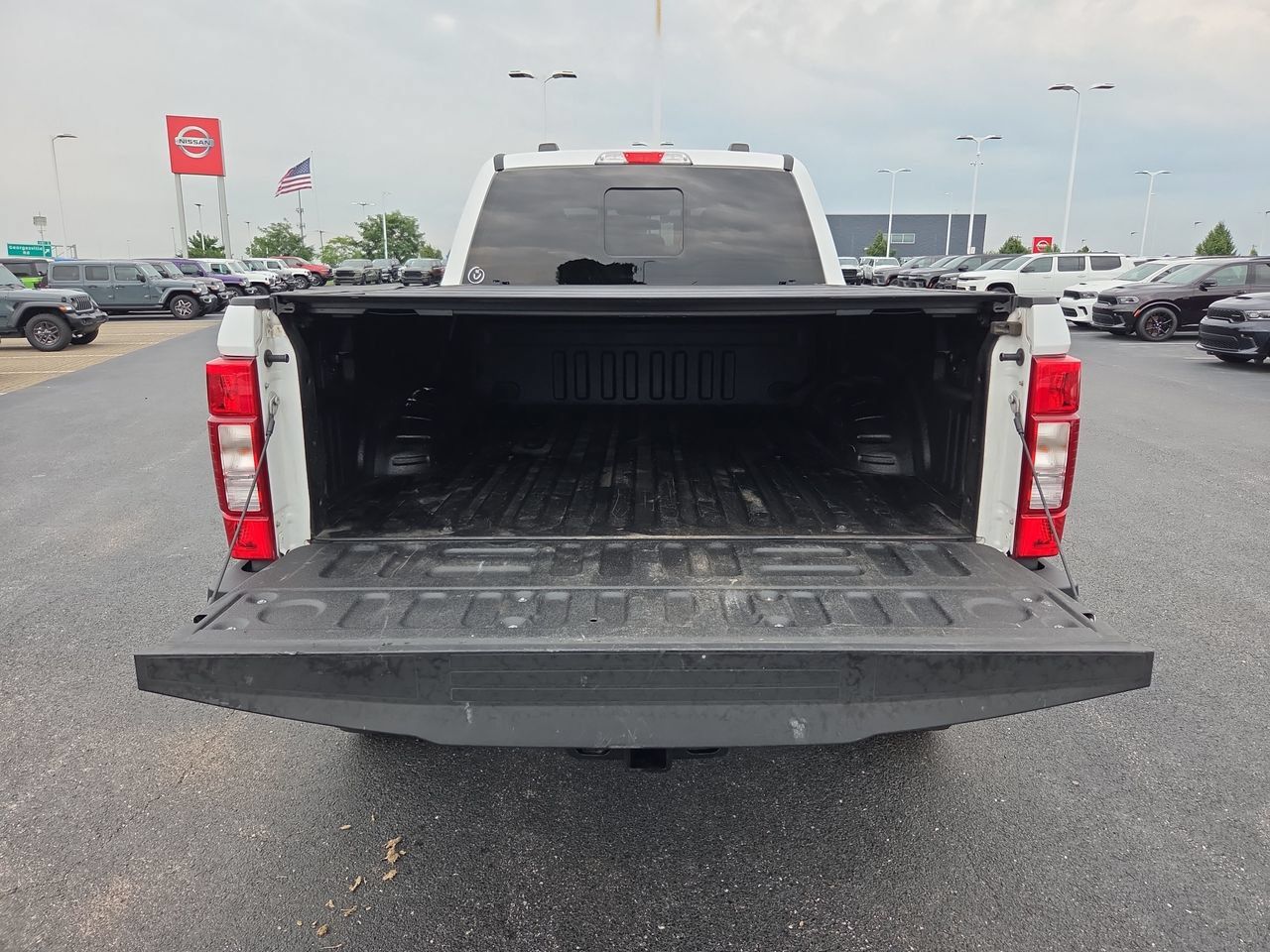 Used 2022 Ford F250 Lariat w/ Tremor Off-Road Package AWD/4WD image 7