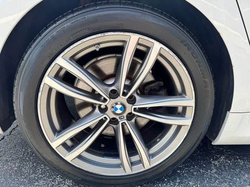 Used 2019 BMW 740i w/ M Sport Package RWD image 51