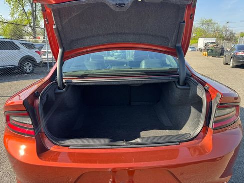 Used 2021 Dodge Charger SXT w/ Leather Interior Group RWD image 24