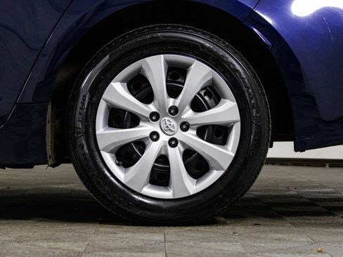 Used 2023 Toyota Corolla LE image 41