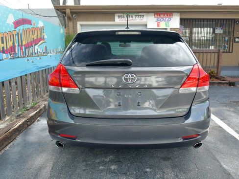 Used 2012 Toyota Venza Limited image 30